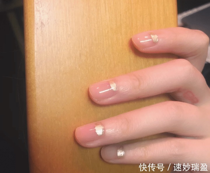 强迫症的克星—反法式美甲,优雅高级,入手不亏