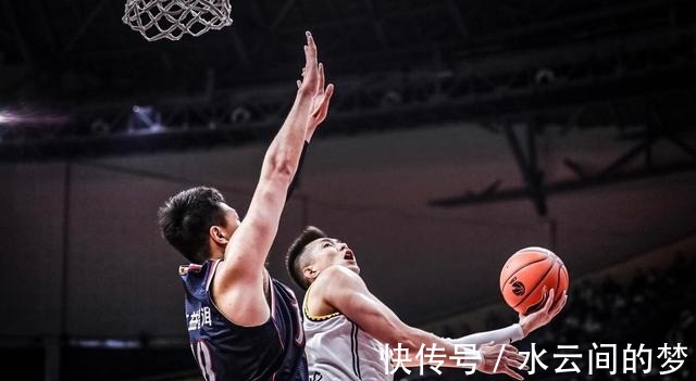 易建联|“焦点之战”广东男篮20分惨败于辽宁,球队输在哪