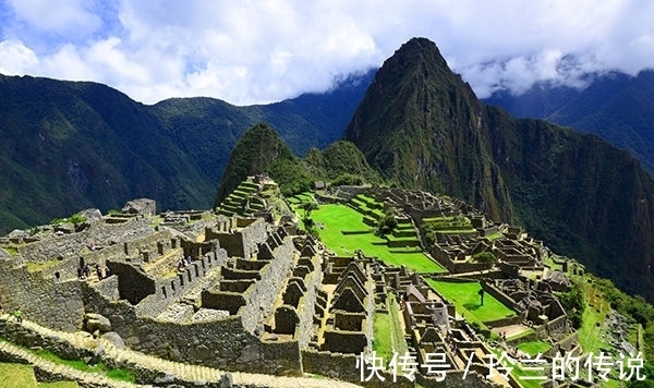 祭祀&13岁少女盘腿而坐,冰冻500年,面容栩栩如生,仿佛在沉睡