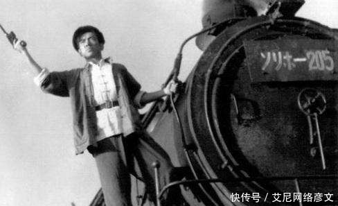 皮定均|开国中将给老大娘当儿子,得知真实身份后,老大娘说了三个字