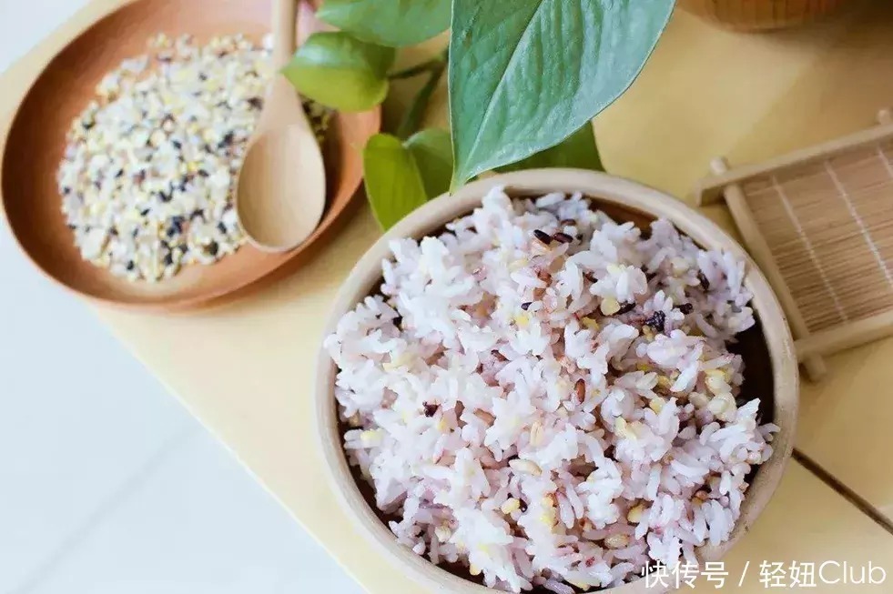 白开水|160斤胖女孩,半年暴瘦62斤,分享了10个暴瘦的秘诀!