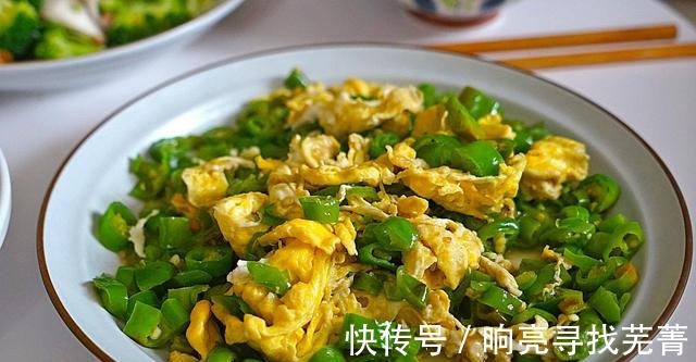 香菇|天太热，午餐随手做了4道菜，简单又家常，却格外好吃，全光盘！