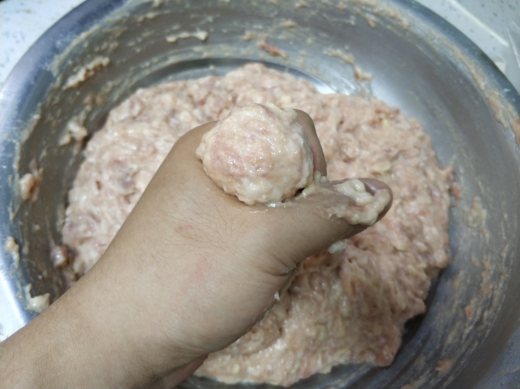 炸丸子|爷爷做了一辈子的炸肉丸,教给我几个小诀窍,最忌放这两味调料