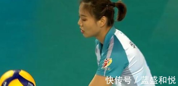 江苏女排|26-24!江苏女排强势拿下,金软景关键球被拦,龚翔宇跳跃庆祝!