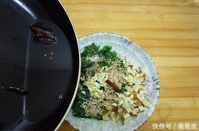 芹菜叶|预防高血压的菜，降血压、降血脂、防治动脉粥样硬化的功效。