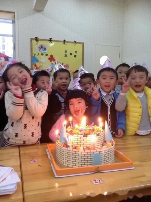 幼儿园|女儿幼儿园过生日，带的蛋糕却无一人吃，老师的解释让妈妈很惭愧