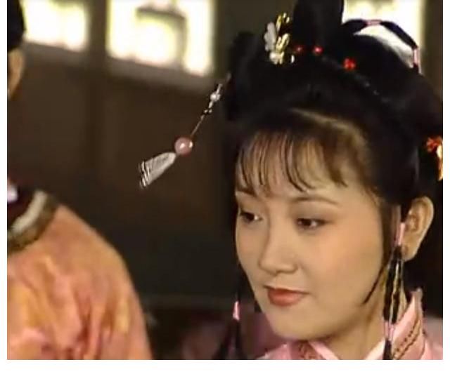 乾隆|宰相刘罗锅中，乾隆一心想得到刘墉的老婆，他是乱伦吗？