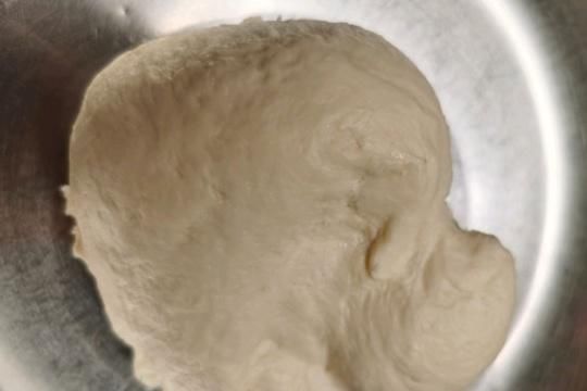 中筋面粉|蒸红糖馒头，不要只加酵母，面里加一点它，香软有嚼劲，个个开花