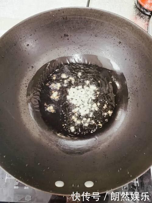 通便就吃这菜，一斤1块5，每晚吃一点，排空黑宿便，瘦出小蛮腰