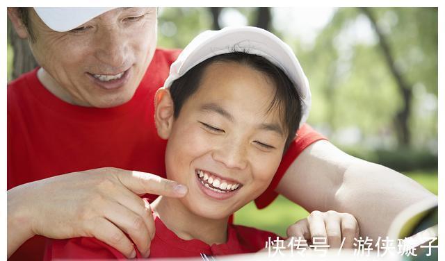 念书|亲子共读不只是“读”,掌握念书的小诀窍,孩子更喜欢听你讲