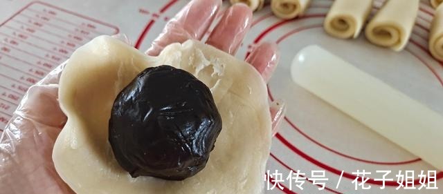 蛋黄酥|自制蛋黄酥的做法,层层酥脆口感好,中秋节送亲友有面子!