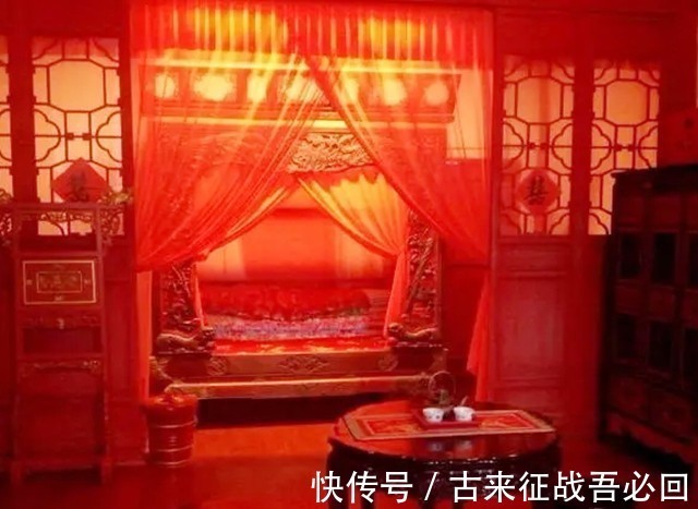 新娘子&新婚次日新娘自尽,包拯说道:把上联贴街上,对出下联者便是凶手