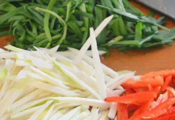 调味品|它是”水中人参“,通大便、降血压、稳血糖,一定多买不吃太亏