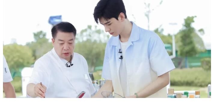 中餐厅|《中餐厅5》龚俊结束录制，檀健次接棒，这小哥哥啥来头？