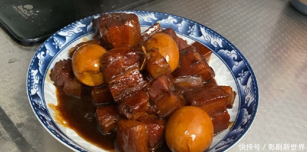 做红烧肉时,用冰糖还是白糖搞错的人很多,难怪不好吃