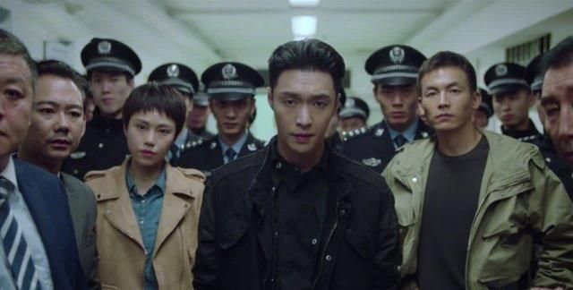 扫黑风暴|张艺兴大赚!扫黑风暴爆火,搭上孙红雷获益匪浅