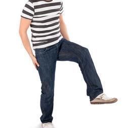 腹法|調五臟通經絡的妙法上拍百會、中揉腹、下跺腳