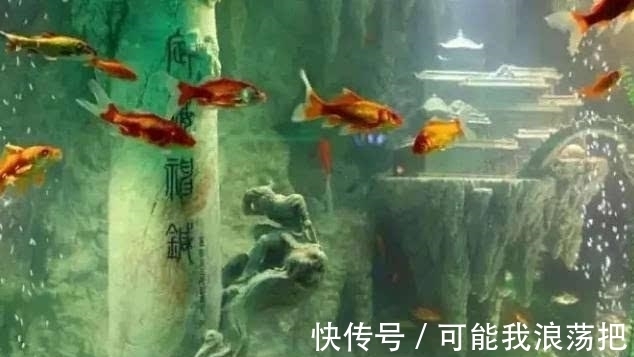 雕刻#男子花5年用13.8吨玉石雕刻鱼缸，完整还原“西游记东海龙宫”！