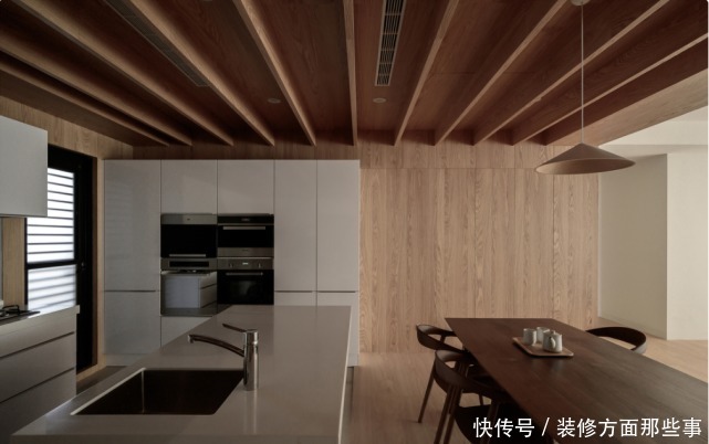 投影仪|看完他家160㎡极简风 ，心中好看的标准又被刷新了