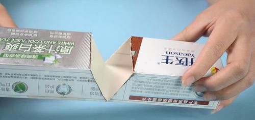 你家有废旧的牙膏盒吗?这个用途太聪明了,解决家家都困扰的烦恼