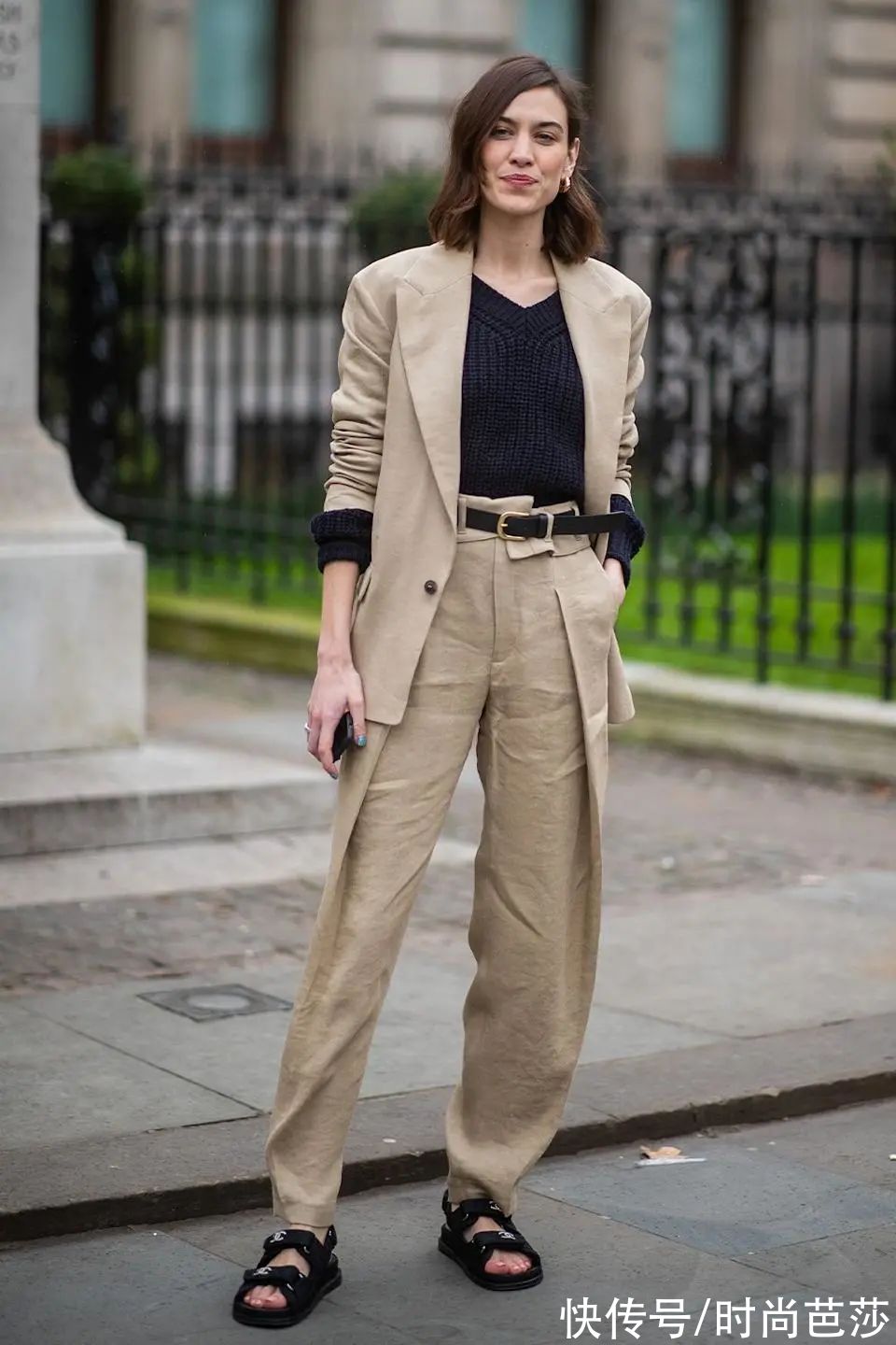 西装裤|时髦的尽头，是永远的基础款
