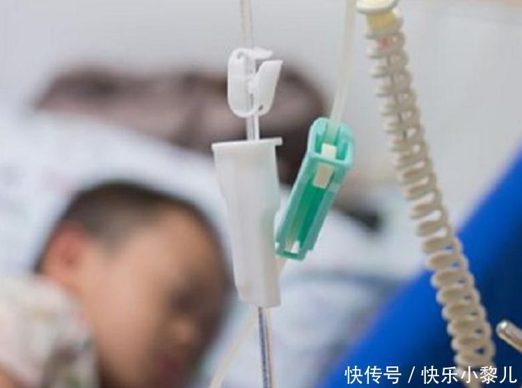 生病|5岁男孩高烧39度,去医院就诊,被要求排队:前面还有800人