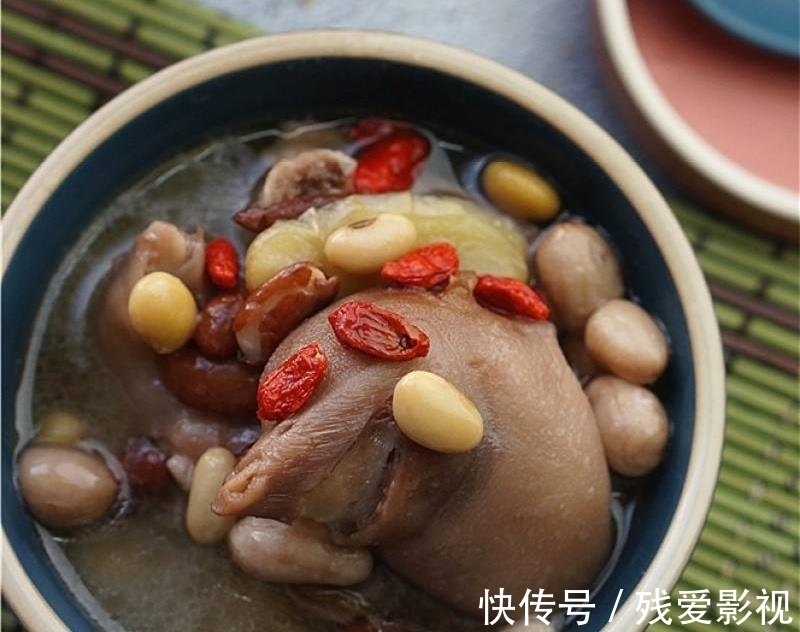 雌激素|女人想要不显老,建议多吃这5种食物,补充“雌激素”,更显年轻