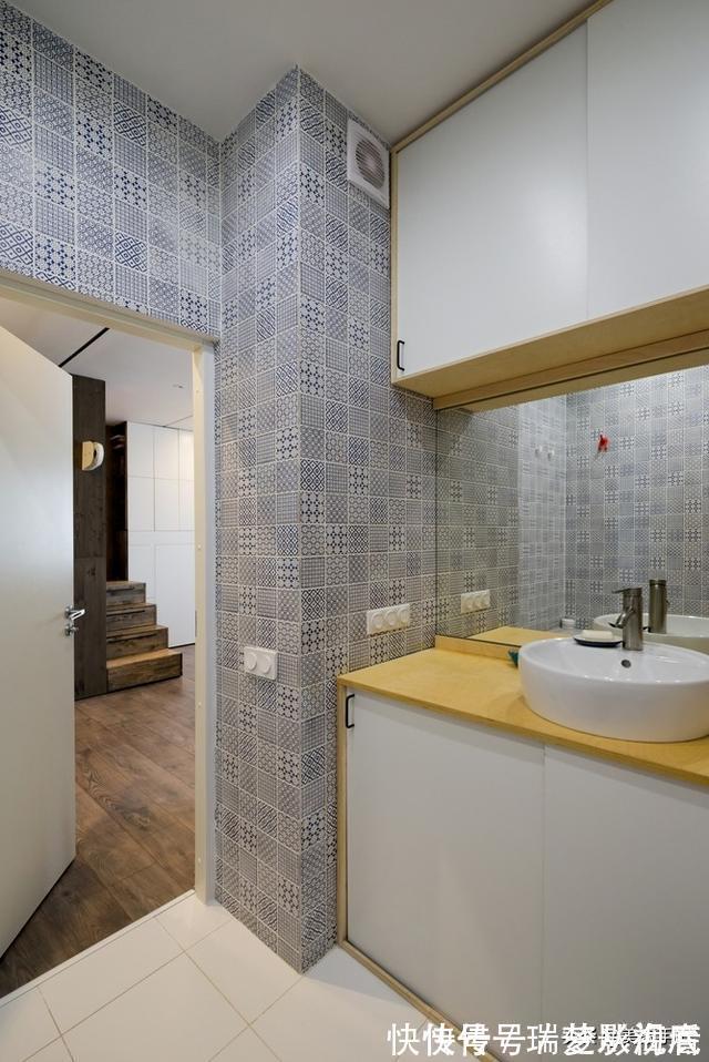 储物区|90后男主坚持把卧室抬高至半空,35㎡家储物空间翻倍,太实用