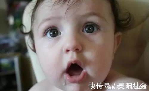 口水量|孩子经常流口水,难道是因为长牙?家长不要了解错原因了