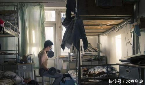 三观|没有良好三观的家庭,很难养出有出息的孩子,将来也会低人一筹