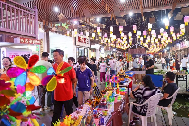 淮北市相山区：“夜间经济”焕发城市新活力