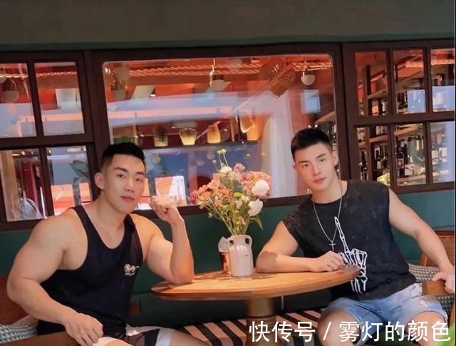 身材|奶味十足的黑白系寸发阳刚小奶狗,颜值一般身材不错,是你的菜吗!