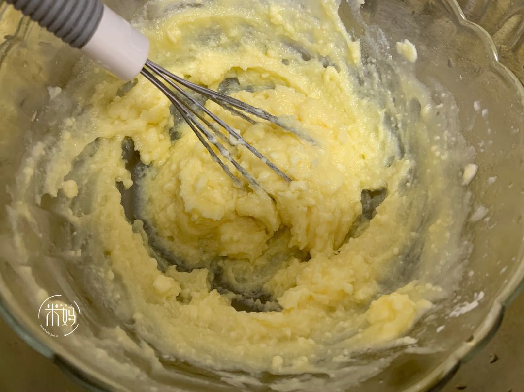 炼乳|最适合在家做的蛋挞配方，食材比例都很简单，第一次做就成功