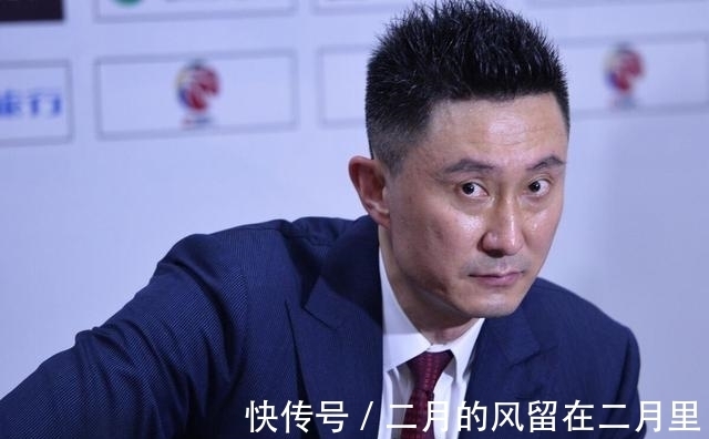 李原宇|中青报很务实,易建联掩护动作非正规,CBA官方确定第三阶段赛区