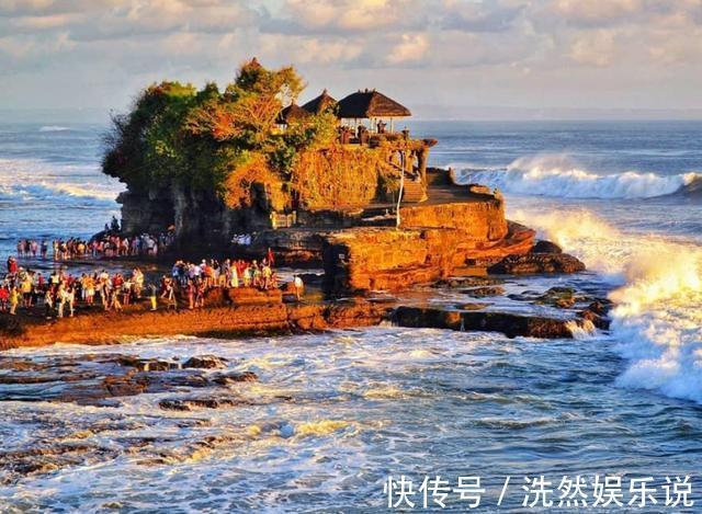 陆地|巴厘岛最神秘寺庙，涨潮成岛屿退潮变陆地，每天有上万人前来朝拜