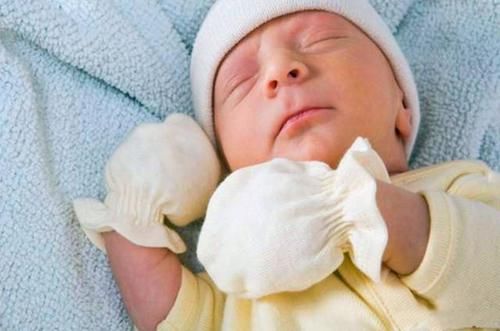 俗话说“胎儿七活八不活”是真的吗?看医生怎么解释!