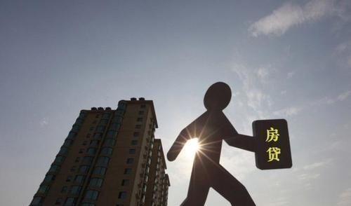 银行|办理住房贷款时,为什么银行总是推荐“等额本息”