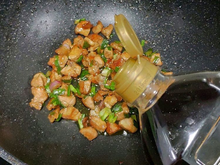 鸡胸肉这样做，嫩滑爽口还下饭，真开胃