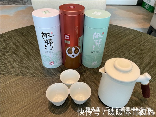 茶鬼|酒神谢晖辞职，烟民范志毅正被足协考察，茶鬼李铁拿下国足大合同