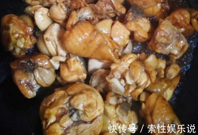 炖鸡肉时,万万不可焯水,教你正确做法,鸡肉不腥不柴鲜香更滑嫩