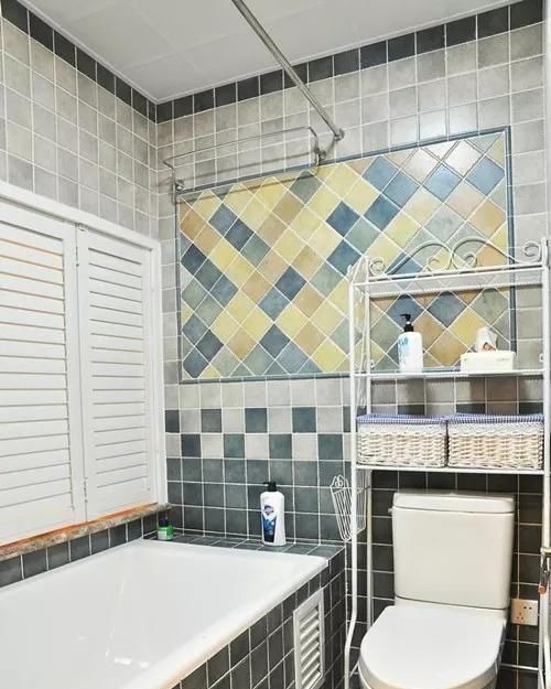 柜子|利用好马桶上方的1㎡,在马桶上装个架子,卫生间瞬间大了5㎡