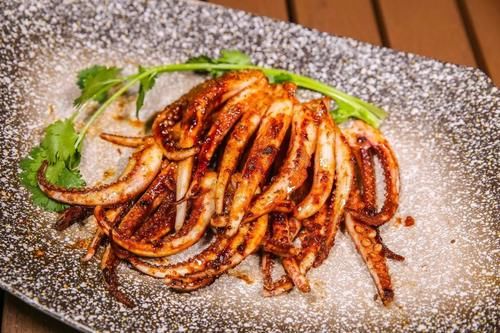 比烧烤还好吃孜然鱿鱼须，香辣可口，3分钟学会，吃上就停不下来