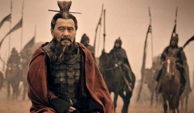 匈奴|三国时期纷争不断,为何却没有外族入侵?你看看镇守边疆的人是谁