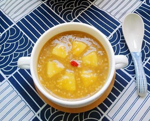 苹果|把小米和苹果一起煮,隔三差五吃一次,营养滋补,精神满满一整天