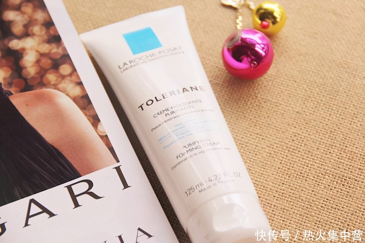 皮肤|把脸洗干净是基础,4款好用的洗面奶,有效清洁,洗完脸不干不绷