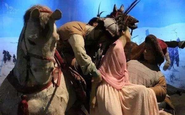 害死|岳飞被害死，十万岳家军为什么没人为其平反？确实是真没有！