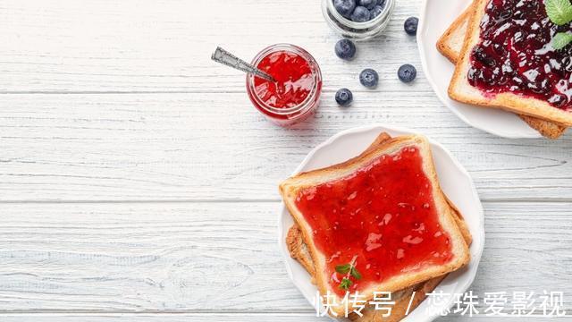 cnn|已经94岁的英国女王，每天有规律饮食，也是她“长寿”的秘诀