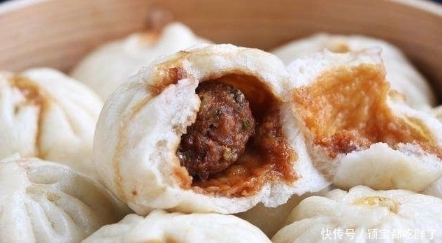肉包子不香不嫩?教你一招方法,包子软嫩又多汁,比灌汤包都好吃
