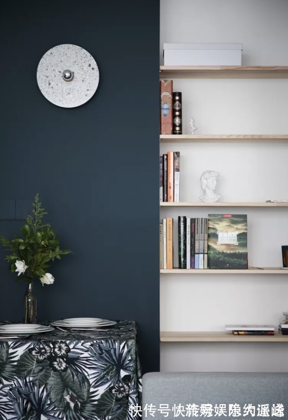 收纳|小户型要这么装,24㎡玄关秒变厨房和洗衣房,收纳翻倍方便实用!