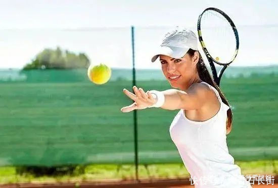 月经周期|女人开始变老,5大迹象藏不住,一个不占,恭喜你还很年轻